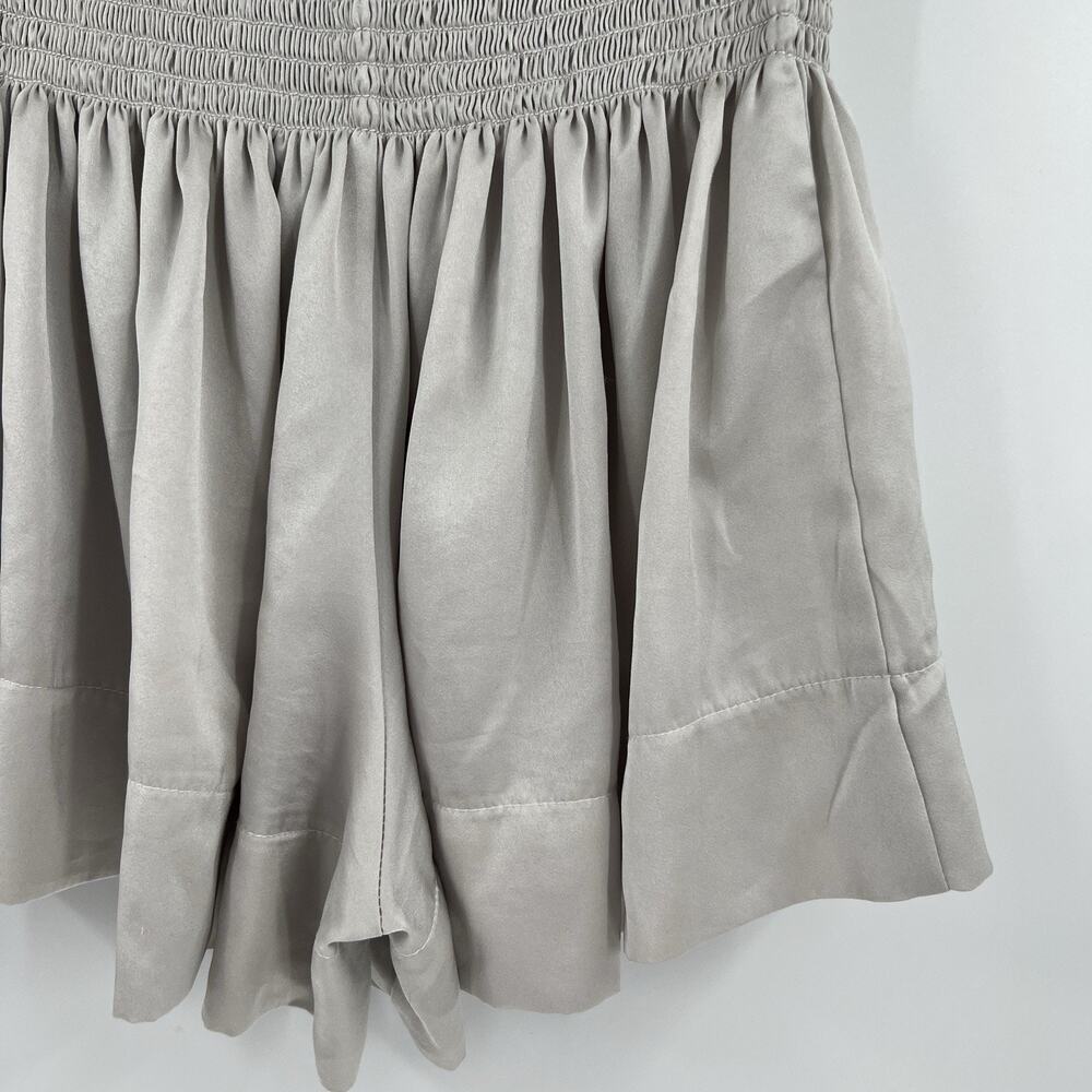 KOCH Erica Shorts Women's Size Small Skirt Skort Pleated Silver Gray Pull On - Picture 8 of 10